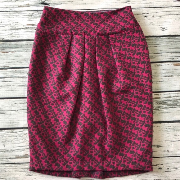 Eva Franco High-Waisted Pleated Pencil Ski… - Picture 1 of 6